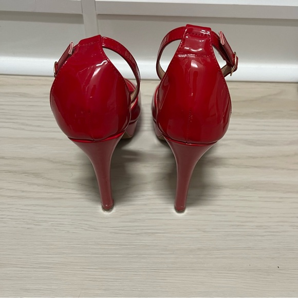 TOP Moda Red Heels - Picture 4 of 6